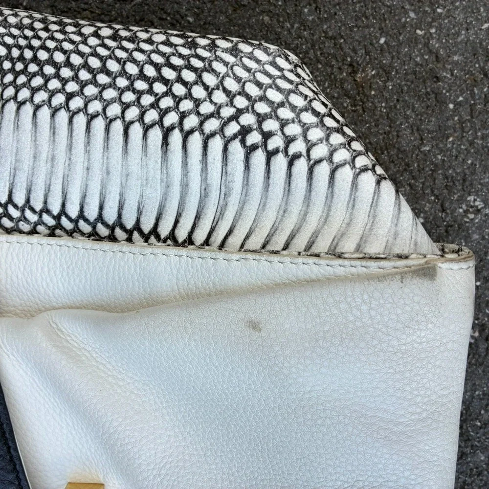 Vince Camuto vince camuto